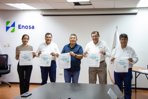 DIRECTIVOS DEL GRUPO DISTRILUZ PARTICIPARON DE ACTIVIDADES POR EL 37.º ANIVERSARIO DE ENOSA